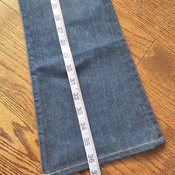 Rock and Republic Jeans - Picture 5 of 6